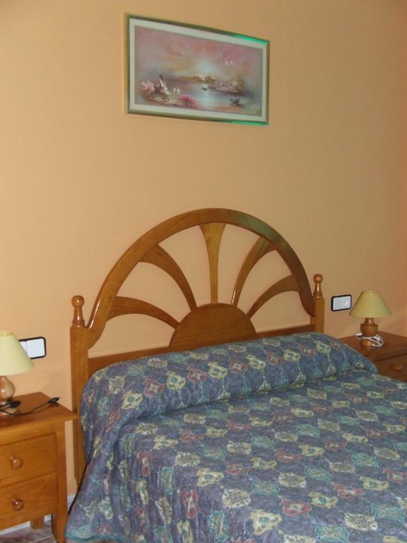 Apartamentos Los Arcos El Bosque Esterno foto